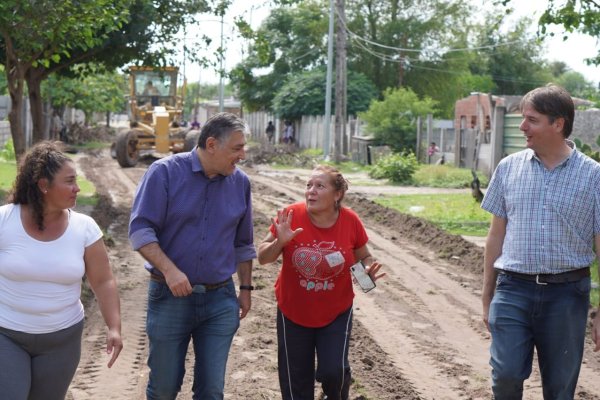 Roger Nediani visitó el inicio de obras de desagüe pluvial en el B