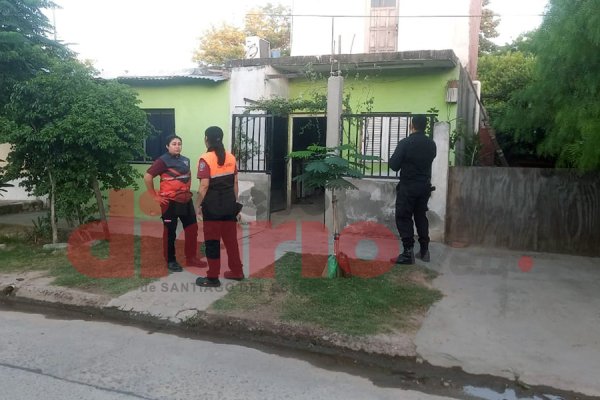 Horror En La Banda Mujer Despert Y Hall A Su Marido Ahorcado Con Un