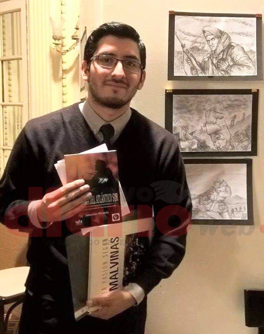 Gabriel Mat&iacute;as Z&aacute;rate, el autor.