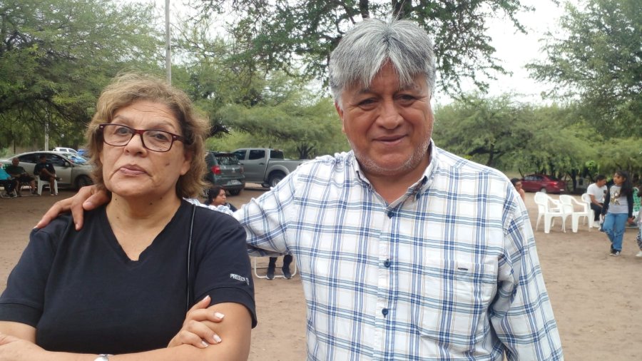 Benjam&iacute;n y su esposa.