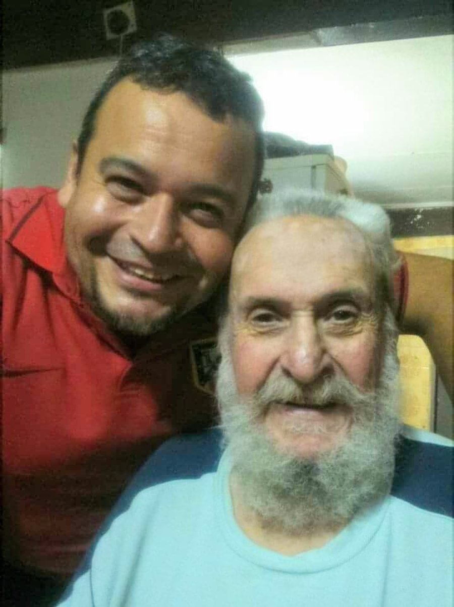 <b>Santiago y Alfredo Abalos.</b>