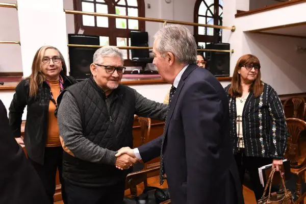 El jefe de Gabinete Elías Suárez se reunió con gremios docentes