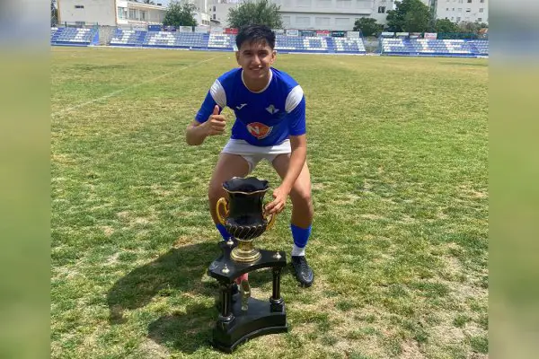 Agustín Álvarez, el jugador santiagueño que triunfa en Europa a sus 20 años