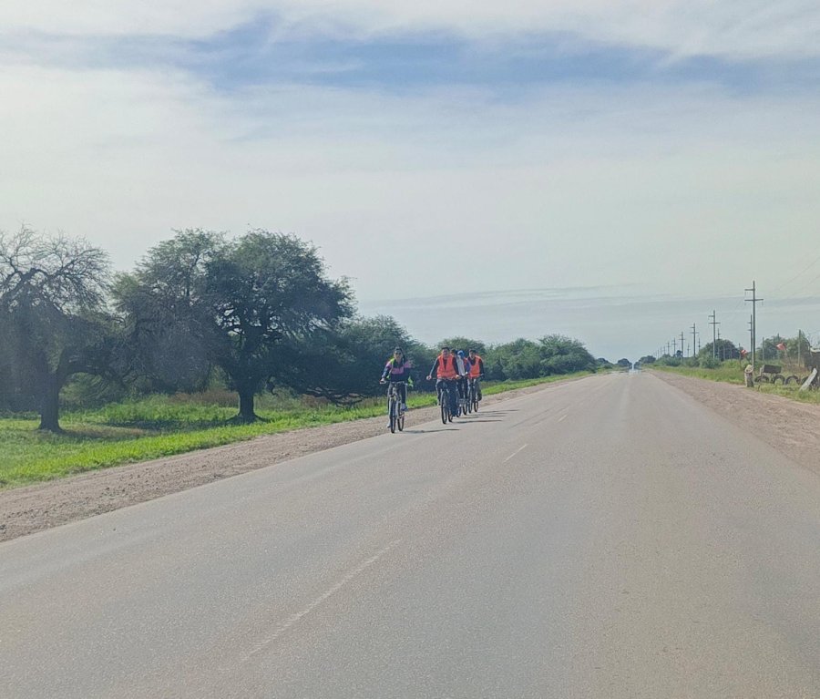 Ruta 92, entre Colonia Dora y Añatuya.