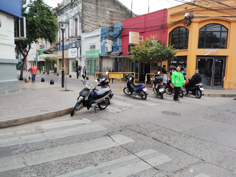 9 de Julio y 24 de Septiembre.