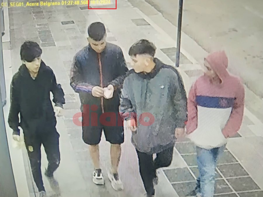 No se distingue la fecha, pero es 10 o 18 de julio, en avenida Belgrano.