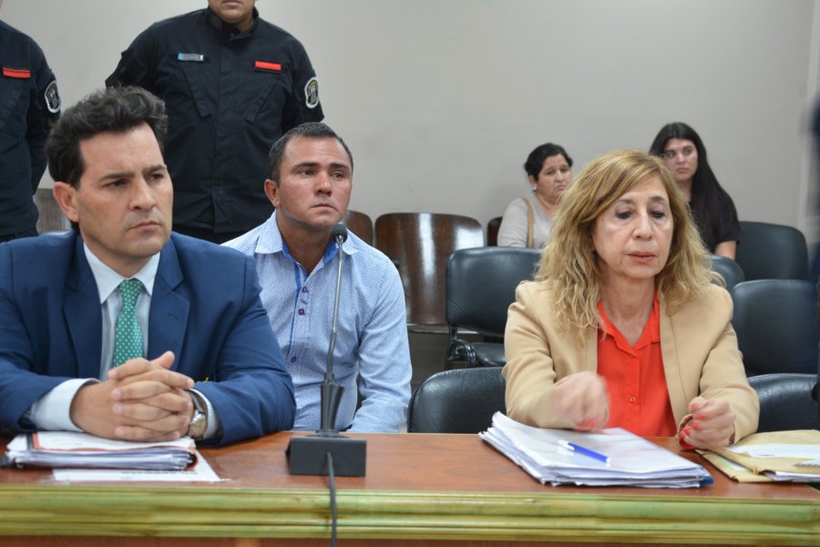 Entre sus defensores, 