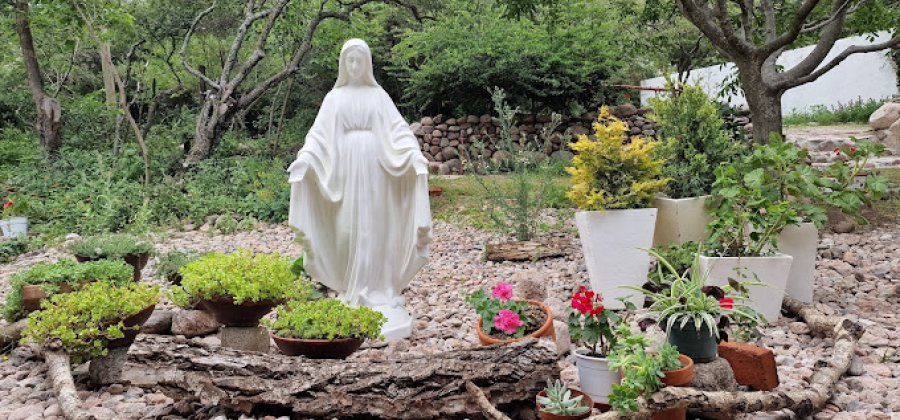 Im&aacute;gen que pertenec&iacute;a al santuario, antes de las llamas.
