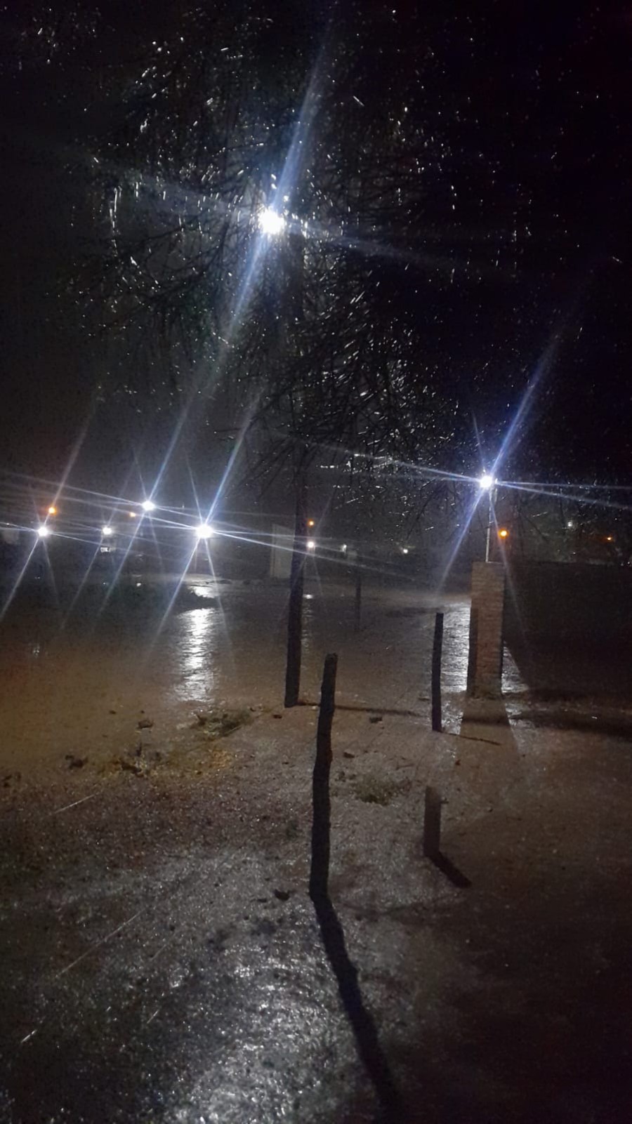 Lluvia torrencial en la ciudad de Añatuya.