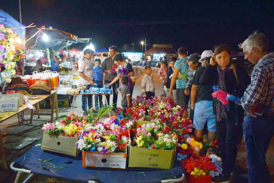 Los puestos de ventas a la vera de la Ruta 9, en Ojo de Agua.