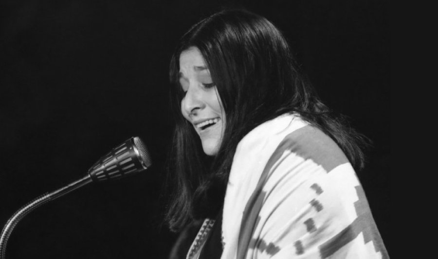 Se cumplir&aacute;n 60 a&ntilde;os de la presentaci&oacute;n de Mercedes Sosa en la Plaza Pr&oacute;spero Molina. Un hecho trascendental.