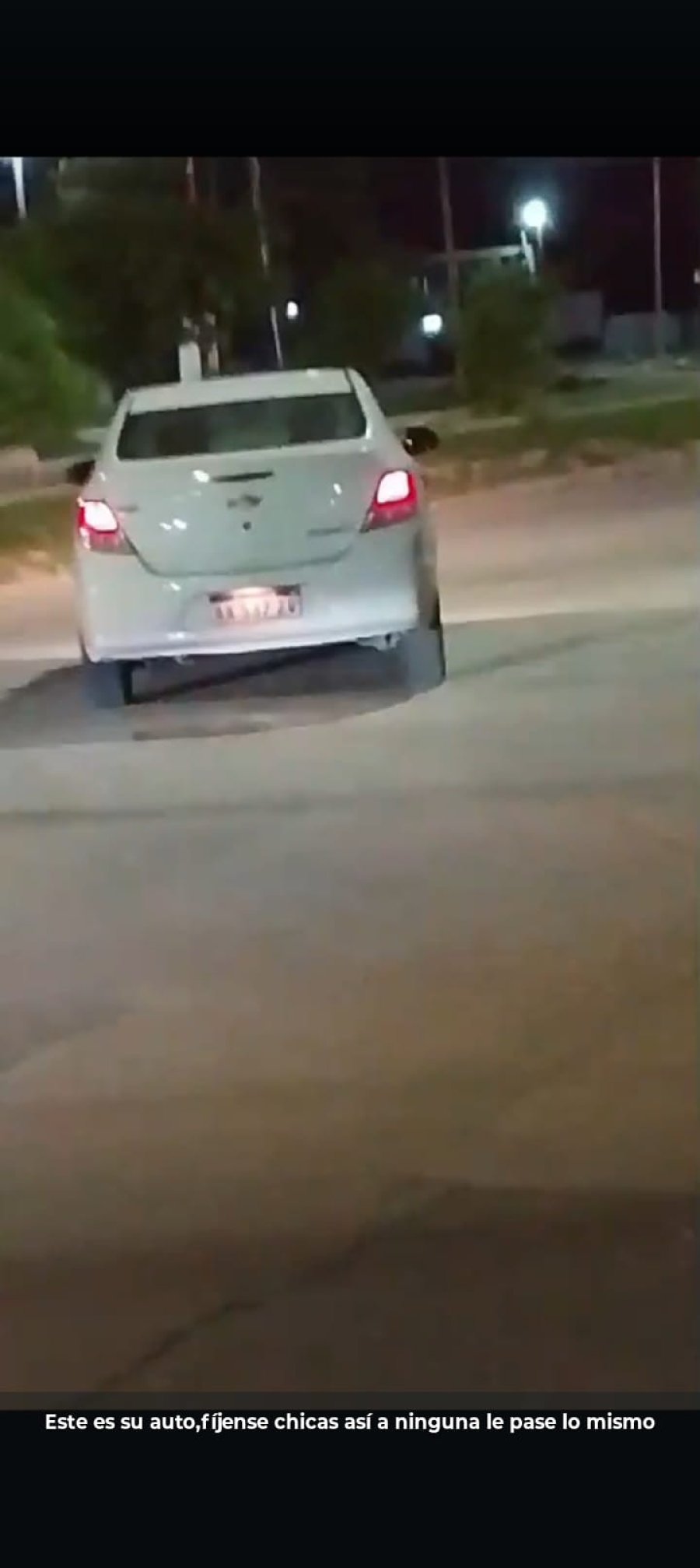 La joven public&oacute; una foto del veh&iacute;culo.