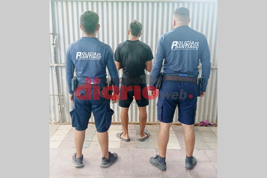 Fue alojado en la Comisaría 35. Fue alojado en la Comisaría 35.