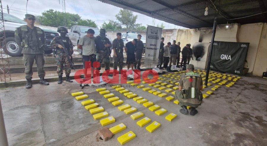 La sustancia estaba cubierta por embalaje amarillo (Foto Nuevo Diario Web).