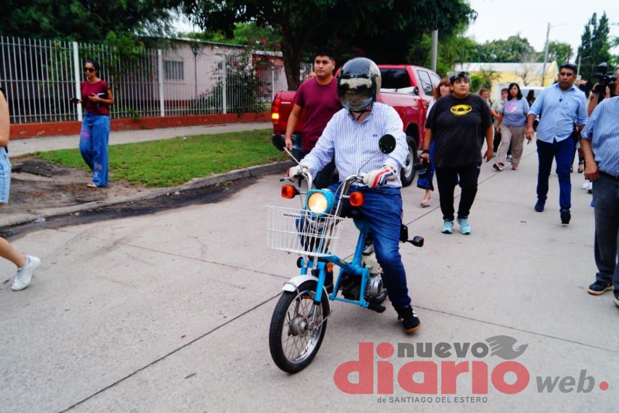 El mandatario provincial particip&oacute; del evento.