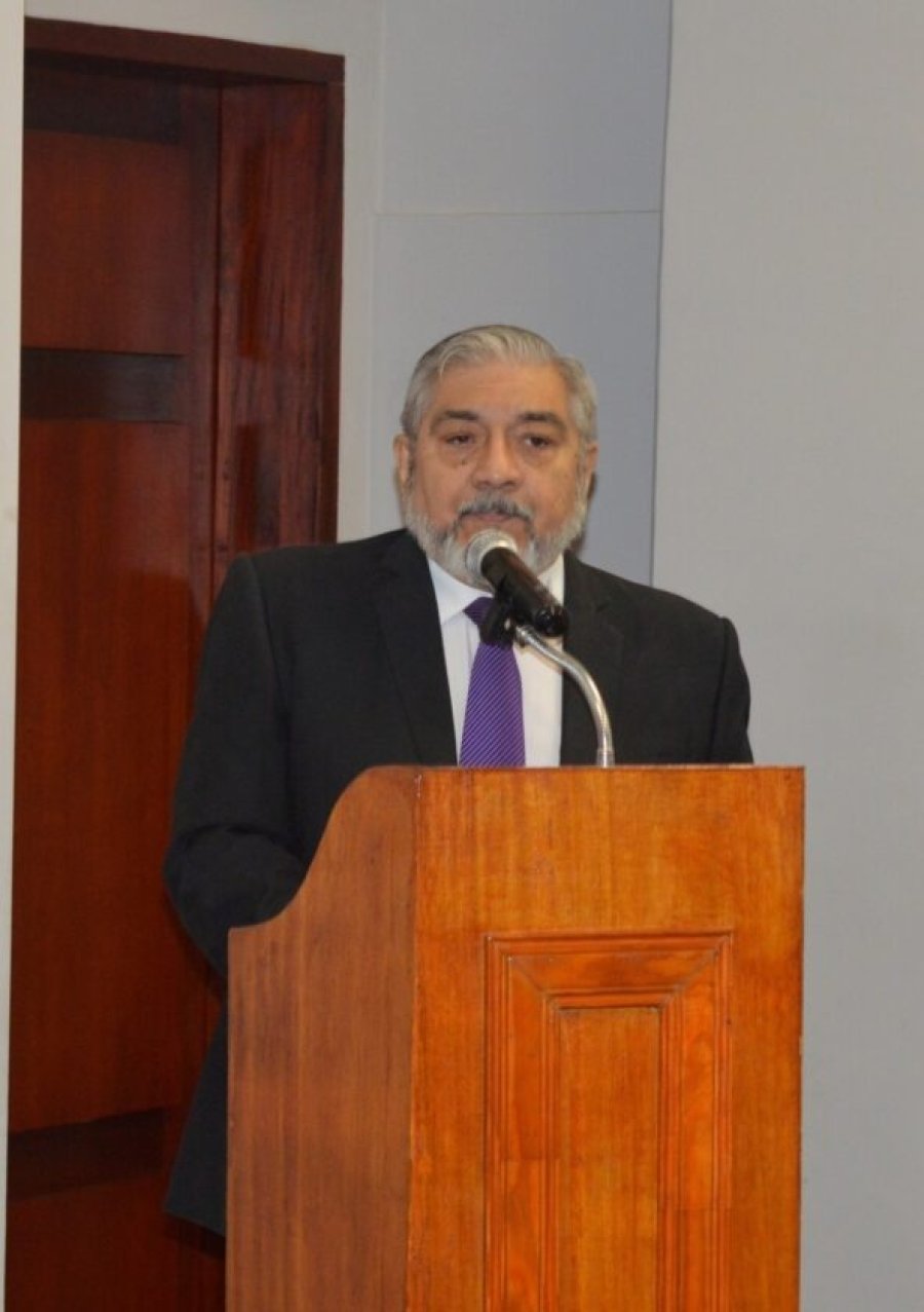 Humberto Santill&aacute;n