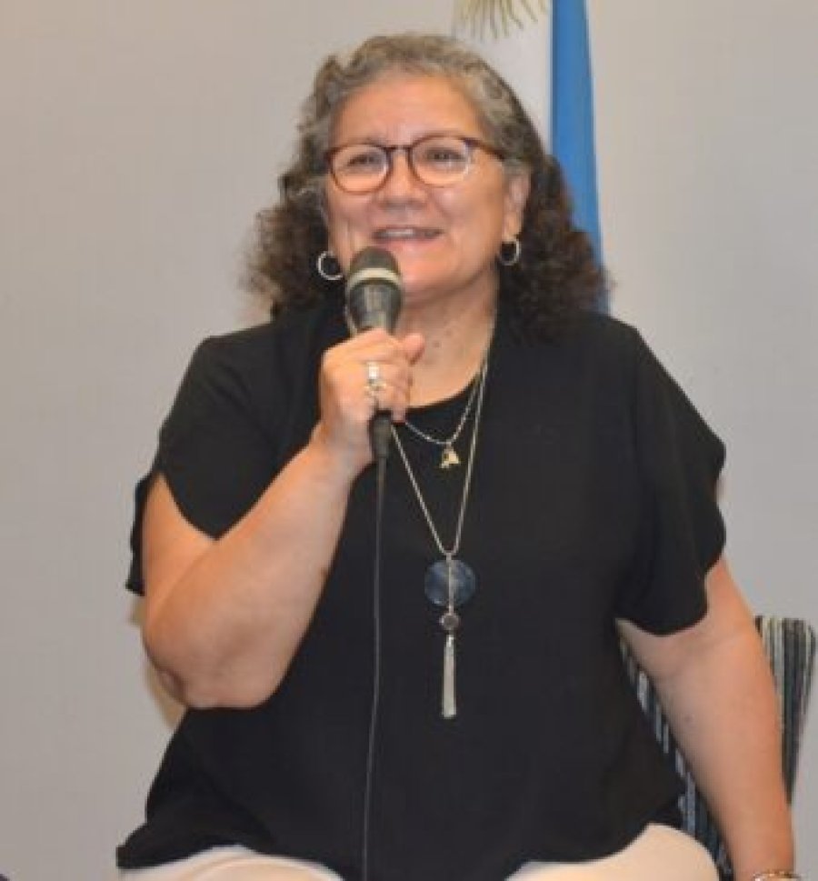 Ana Mar&iacute;a Pilar Dom&iacute;nguez