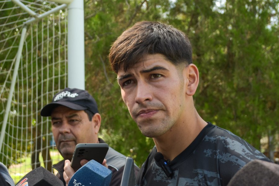 El defensor Lautaro Rivero será titular mañana.