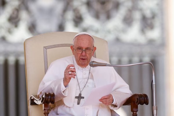 Diputados peronistas proponen crear un nuevo feriado por la muerte de Francisco