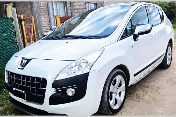 Secuestran auto que fue hurtado durante la inhumación del dueño