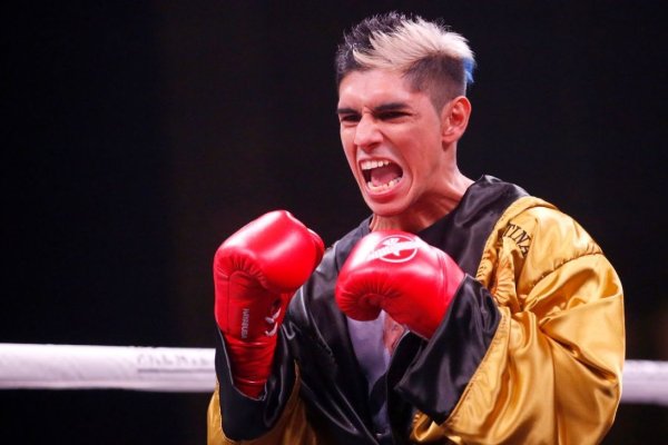 Fernando “El Puma” Martínez defendió el título mundial supermosca con una heroica victoria ante Ioka en Japón