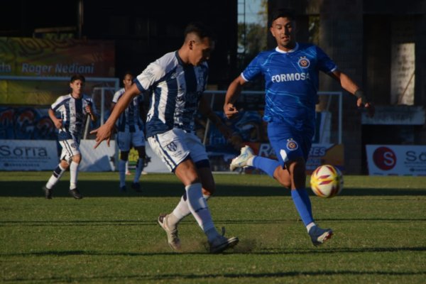 Sarmiento venció agónicamente a Sol de América de Formosa por 2 a 1