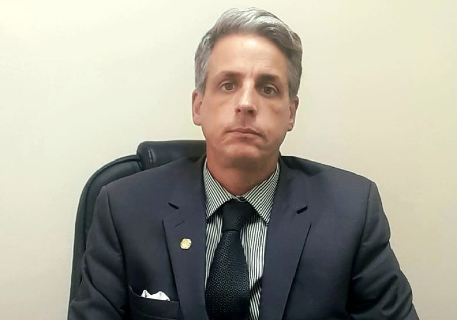 El juez Fernando Paradelo dict&oacute; la sentencia.