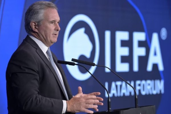 El Gobierno anunció que volverá al mercado internacional de deuda