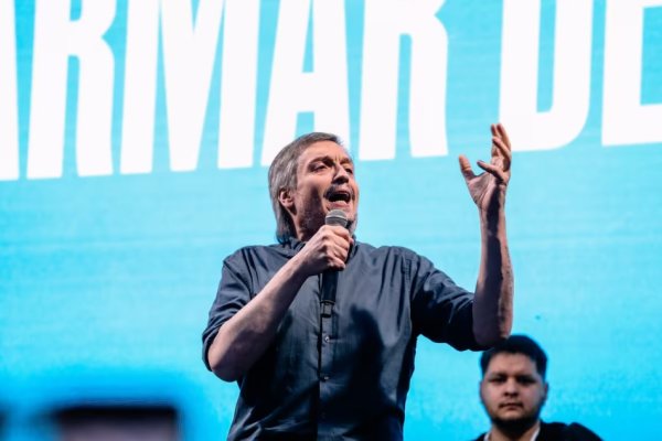 “Cristina se mantiene firme”, afirmó Máximo Kirchner