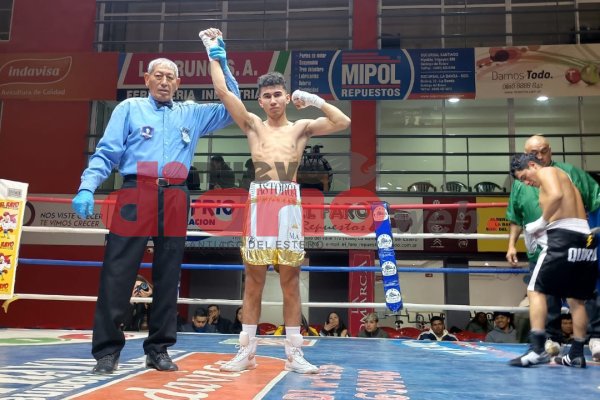 Video: Así fue el fulminante KO del “El Zurdo” Astorga en La Banda