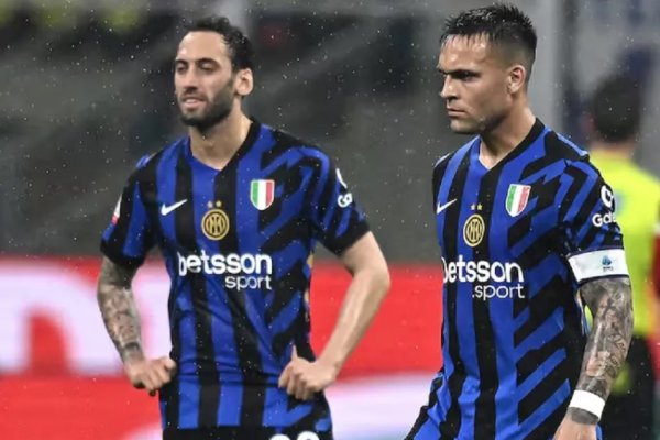 La reunión tras la tormenta: Lautaro Martínez y Calhanoglu, cara a cara en el vestuario del Inter