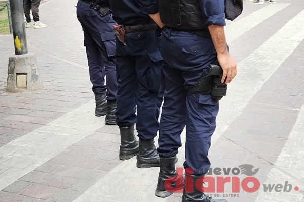 Robaron un kiosco escolar en La Banda: se llevaron una cámara de seguridad, alfajores y sánguches