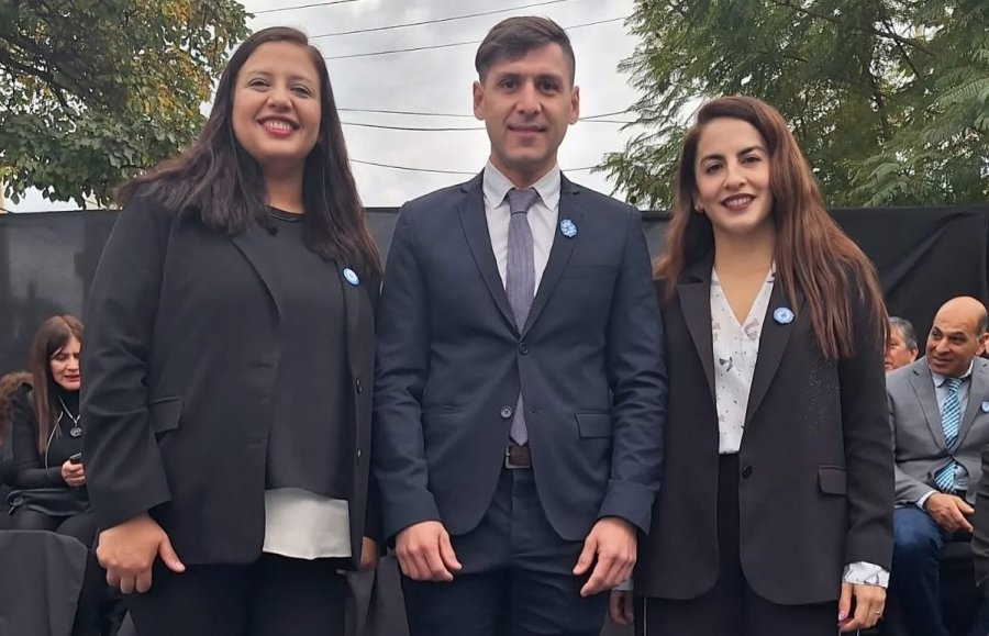 Mat&iacute;as Nediani, operador pol&iacute;tico y brazo ejecutor de las decisiones de su padre intendente. Lo acompa&ntilde;an las exmirolistas Mariana Morales y Victoria Torres.