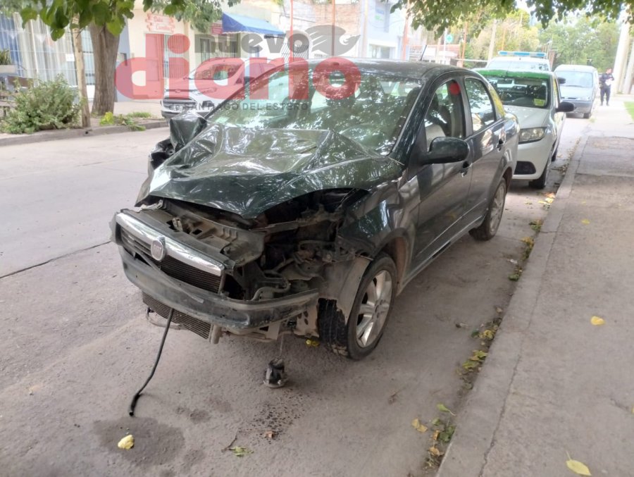 La colisi&oacute;n fue impactante y los rodados sufrieron severos daños materiales.