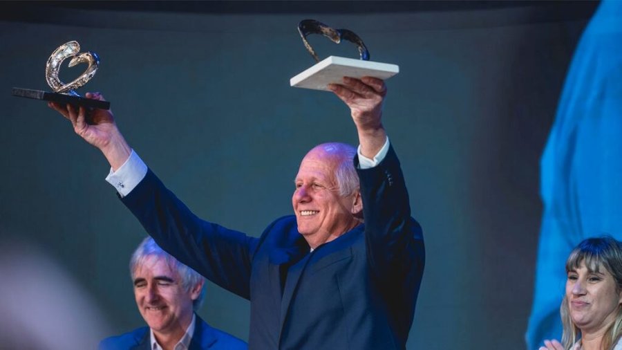 Su distinci&oacute;n en el Premio Abanderado 2024.