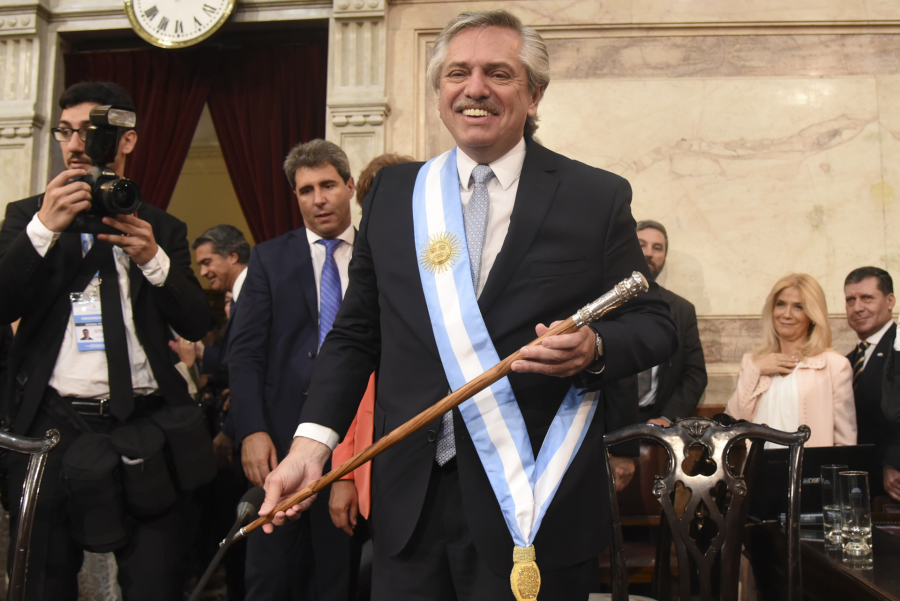 Alberto clausur&oacute; una etapa para el olvido.