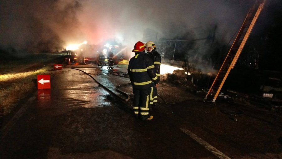 Intervinieron los m&oacute;viles 7 y 9 de los Bomberos Voluntarios Ciudad de Loreto