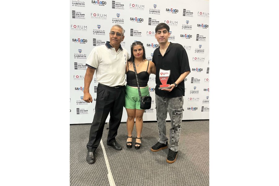 Carlos Cisnero, Sofía y Nahuel Juárez.