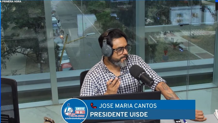 A trav&eacute;s del programa A Primera Hora