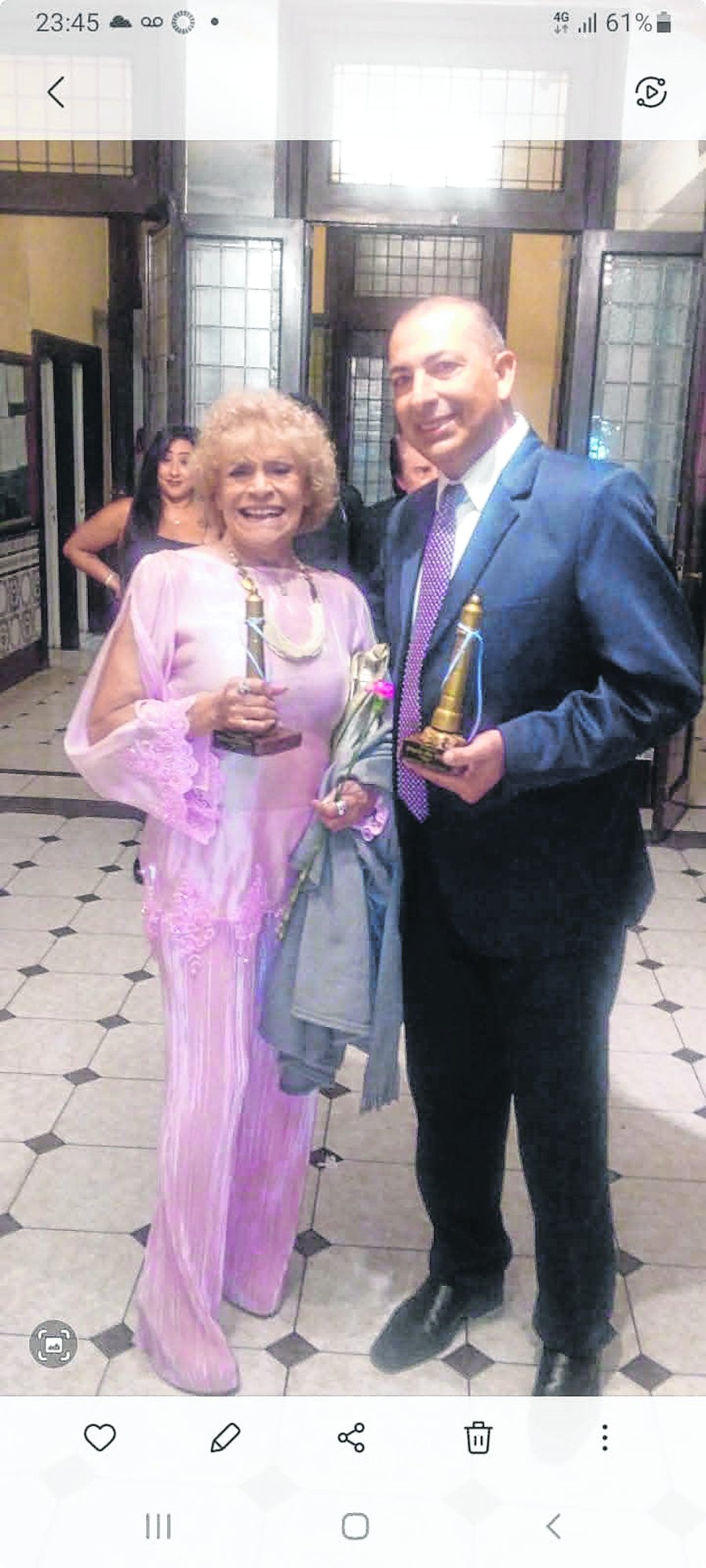 La ic&oacute;nica actriz junto a Jorge Canllo.