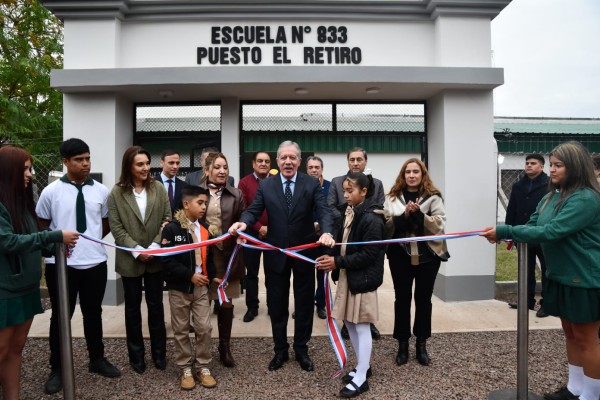 El gobernador Elías Suárez inauguró obras en el departamento Río Hondo