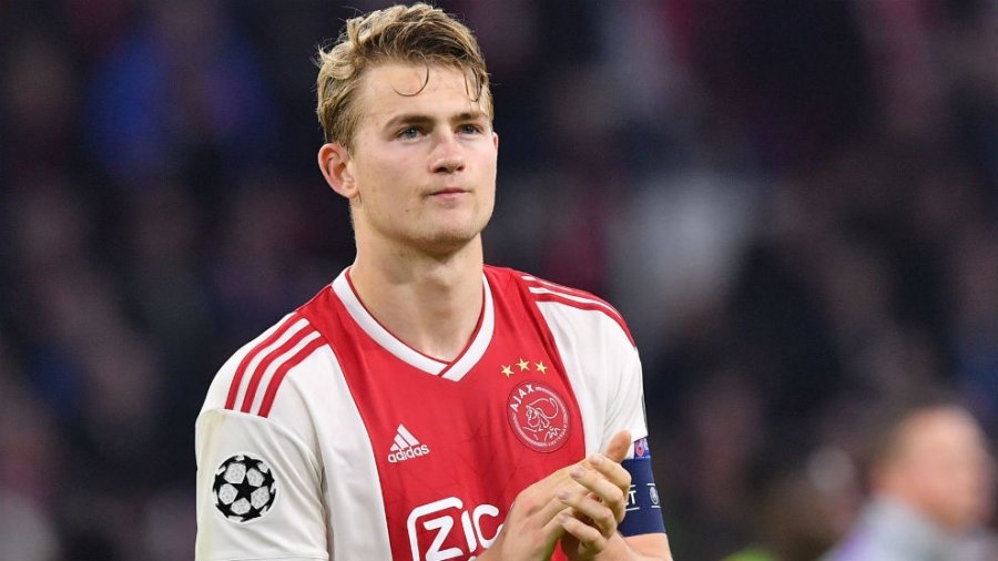 De Ligt, el central holand&eacute;s que supo brillar con el Ajax y revolucion&oacute; a Europa con su aparici&oacute;n. Hoy, en el Manchester United.