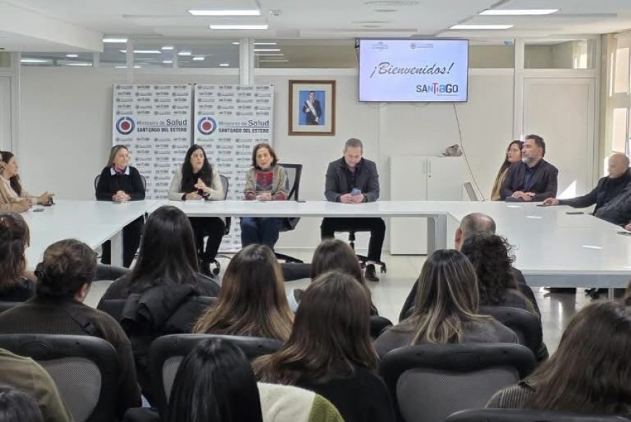 Autoridades de Salud de la provincia.