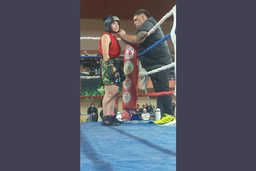 Padsre e hija y la misma pasión, en el boxeo.