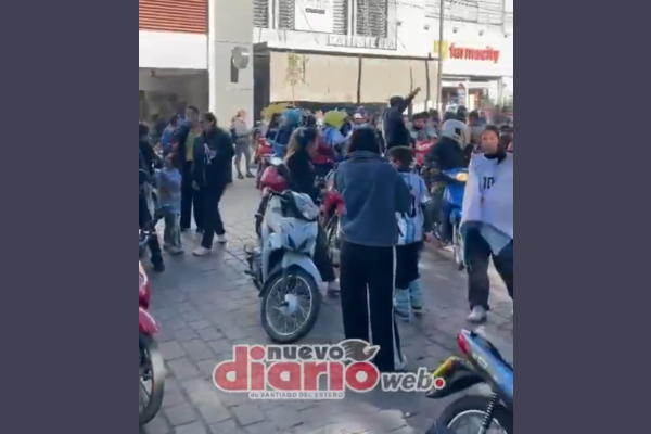 Video | Los hinchas santiagueños salieron a festejar el triunfo por las calles de Capital