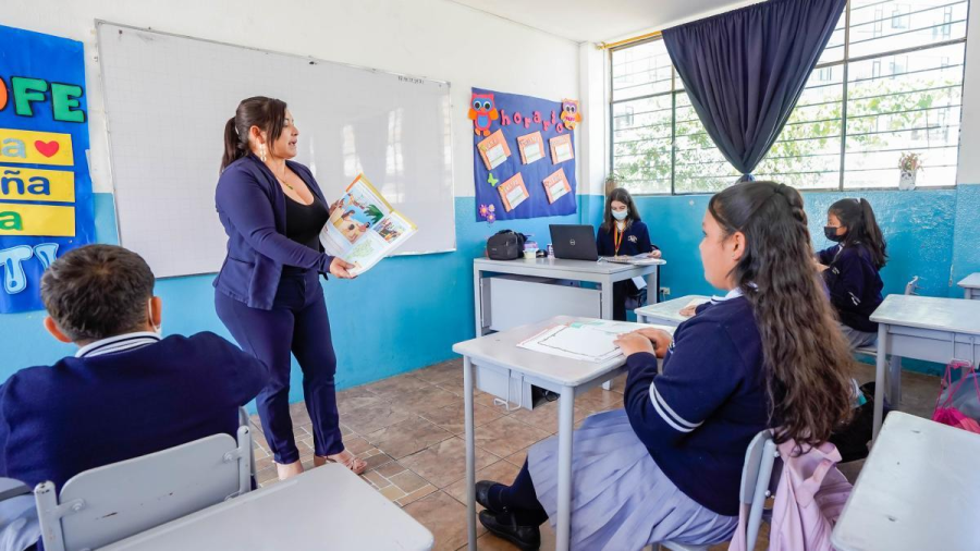 La lectura compartida y el intercambio de ideas favorecen la comprensi&oacute;n y el aprendizaje.