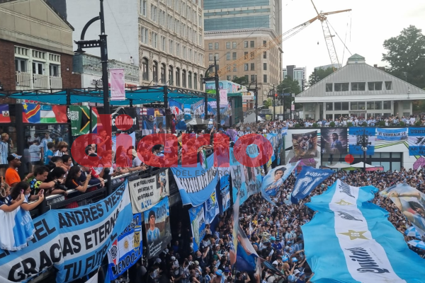 Exclusivo | Increíble banderazo argentino en Atlanta en la previa de la semifinal ante Inglaterra