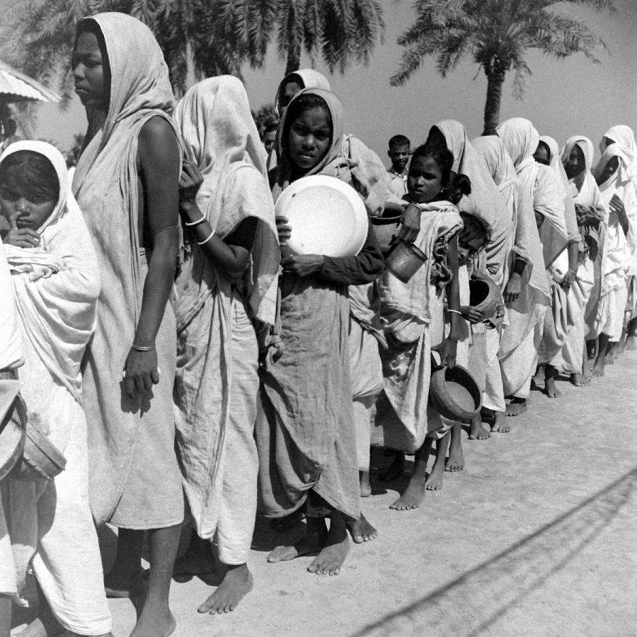<i>Bangladesh 1943.</i>