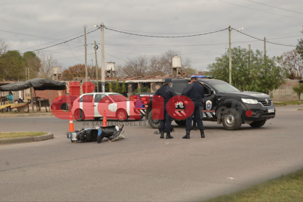 Dos mujeres resultaron heridas tras un choque entre motocicletas en avenida Lugones