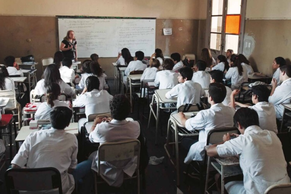 Convocan a inscripción extraordinaria para cubrir un cargo docente de Nivel Primario en Ojo de Agua